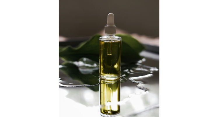 Dabur Maha Bhringraj Hair Oil Ayurvedic solution for stronger hair