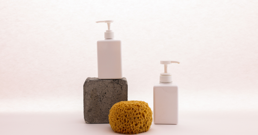 Moisturizing shampoo bottle for dry scalp care