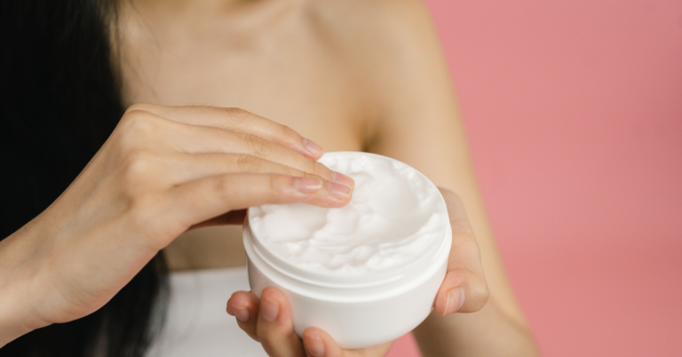 Cream for Dry Scalp: Benefits, How to Use & Honest Review